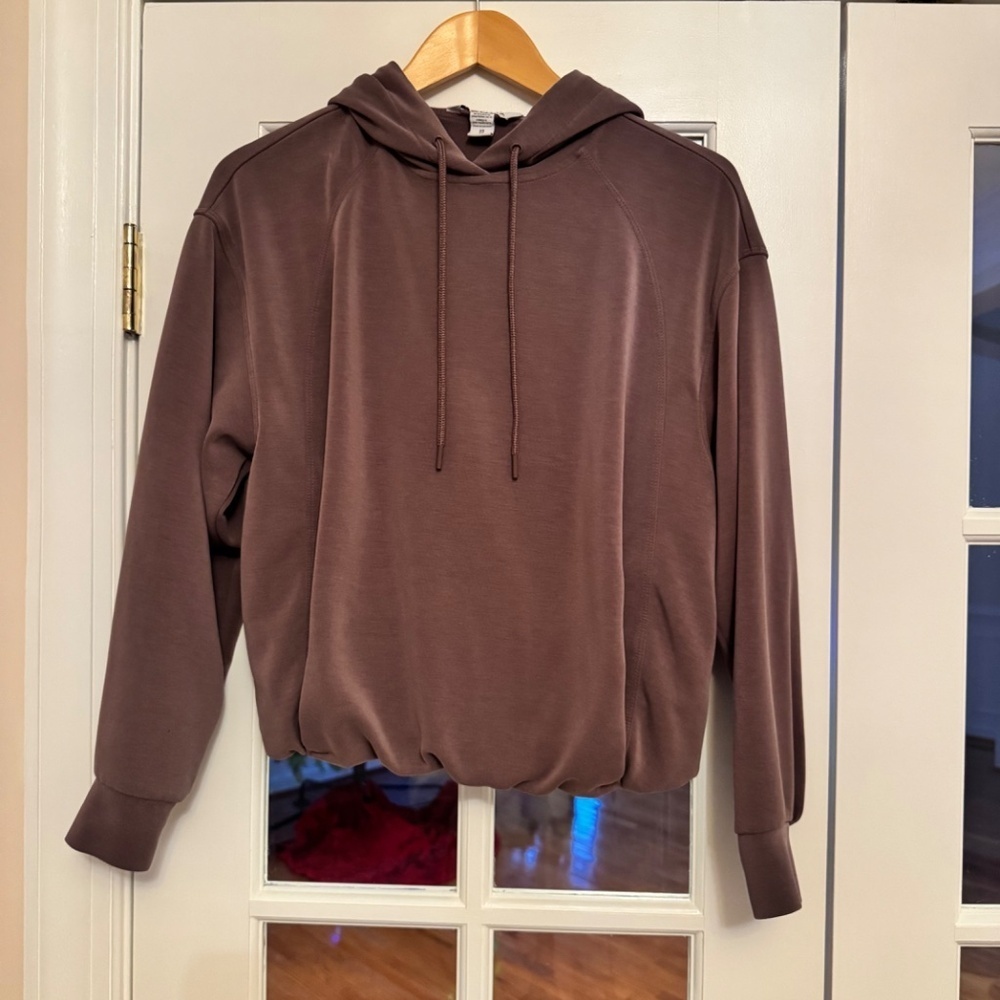 Athleta Seasoft Bubble Hem Hoodie Sweatshirt, Smoky Rose, Size XS - Picture 2 of 5